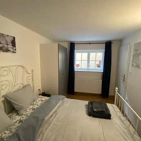 Krakovska Apartment