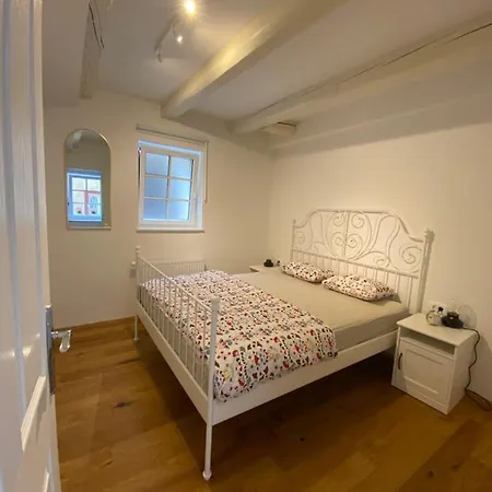 Apartment Krakovska