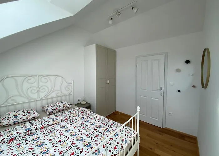 Krakovska * לובליאנה