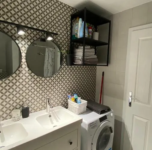 Krakovska Apartment *